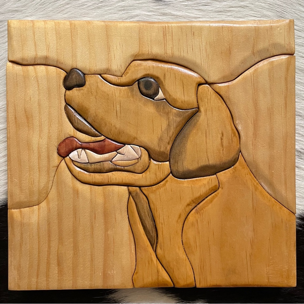 Atrum Arte - Carving - Yellow Lab